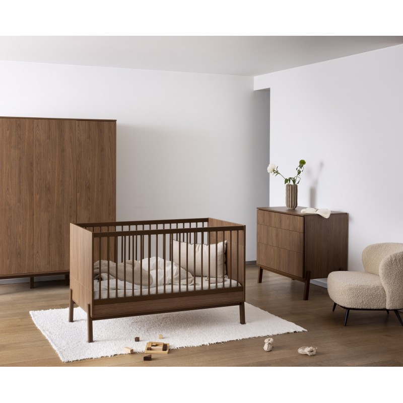 Lit bébé évolutif 70x140 cm Lit bébé évolutif 70x140 cm