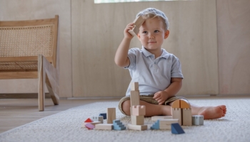 4 idées de jeux en bois Montessori pour l'éveil de mon enfant