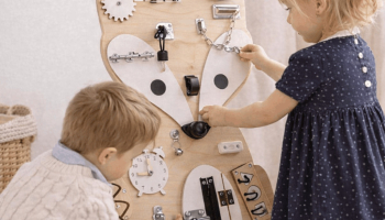 Busy Board : 8 bienfaits essentiels pour le développement de votre enfant